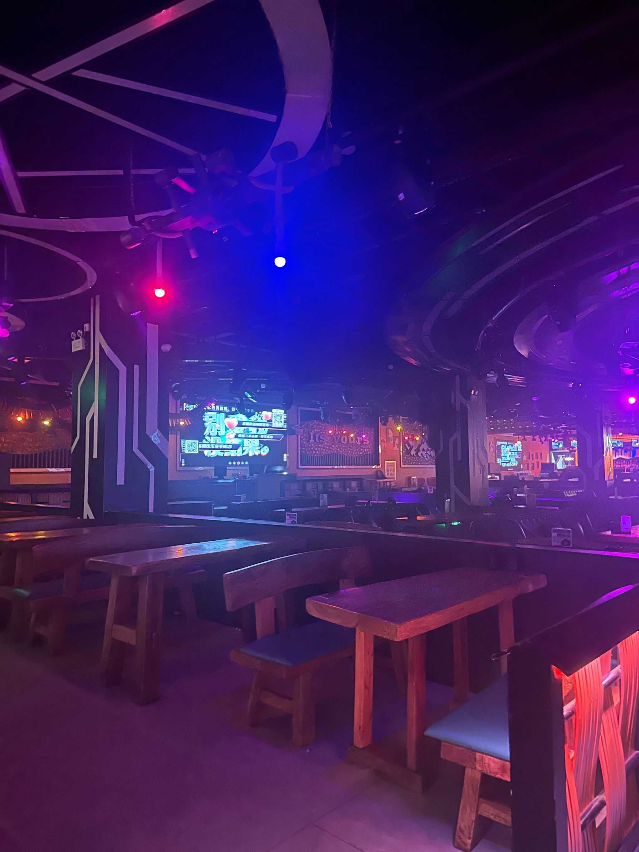 白银商务ktv环境好吗值得选择-会宁县ktv预定